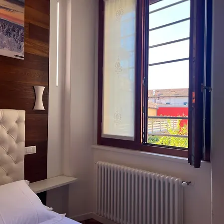 Bed & Breakfast Dai Toscans 3*