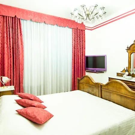 Bed & Breakfast Dai Toscans 3*